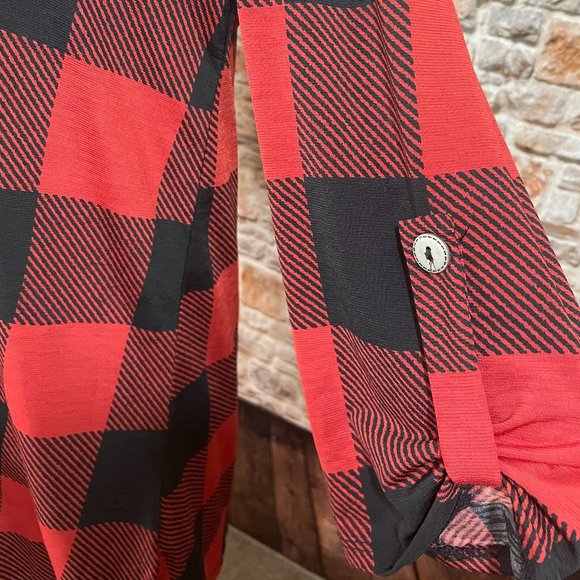 NWT HoneyMe Buffalo Plaid Checkered Red & Black Tunic Small - Picture 10 of 15